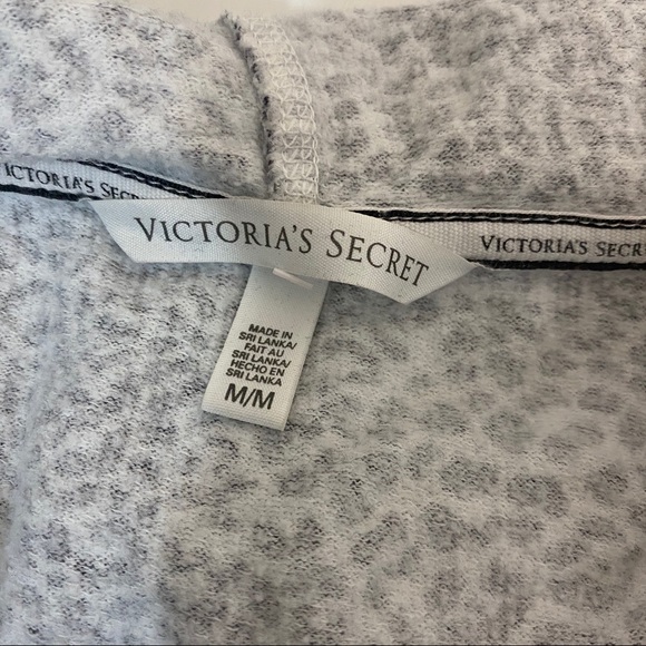 Victoria Secret White and Grey Cheetah Loungewear - Picture 4 of 6